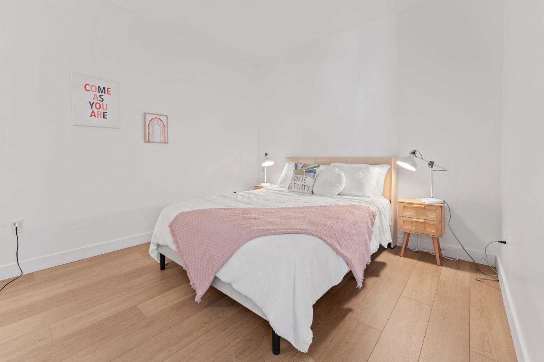 Stylish Downtown La Getaway - Prime Location On Wilshire Blvd! 2 Bedroom 1 Bath Hotel Los Angeles